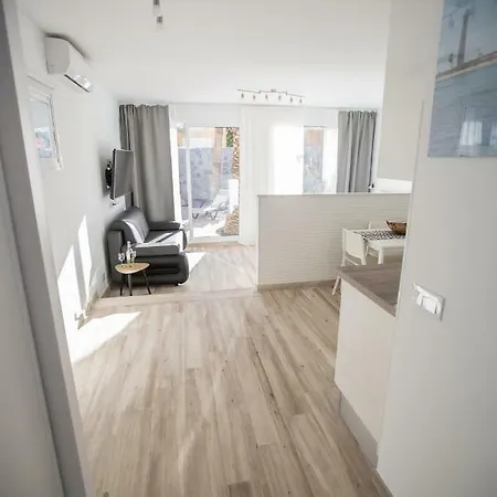 Jandia Modern New Private Cosy Garden And Parking